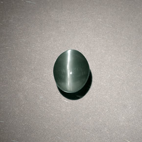 Chrysoberyl cat's eye verde natural 0,80ct, corte oval, translúcido