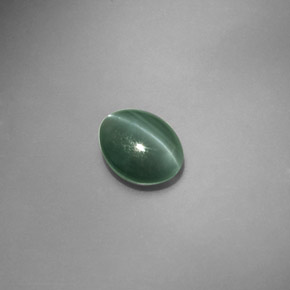 Chrysoberyl cat's eye verde natural 1,45ct, corte oval, translúcido