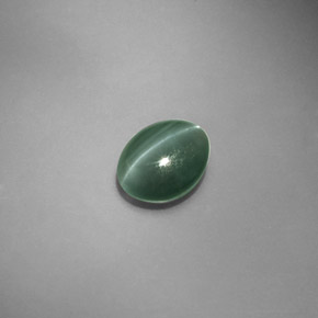 Chrysoberyl cat's eye verde natural 1,45ct, corte oval, translúcido