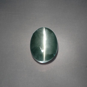 Chrysoberyl cat's eye verde natural 3,05ct, corte oval, opaco