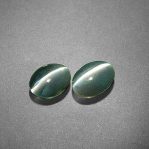 Pedras preciosas de chrysoberyl cat's eye verde natural de  ct, corte oval, translúcido