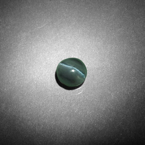 Chrysoberyl cat's eye verde natural 0,62ct, corte redondo, translúcido