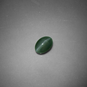 Chrysoberyl cat's eye verde natural 0,47ct, corte oval, translúcido