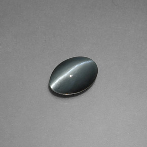 Chrysoberyl cat's eye cinza natural 0,65ct, corte oval, opaco
