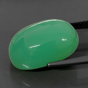 Crisoprásio verde natural 15,84ct, corte oval, opaco
