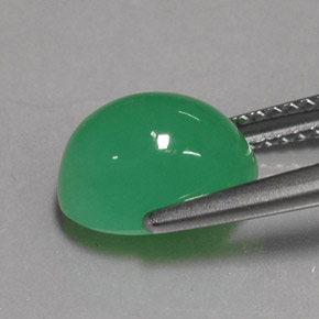 Crisoprásio verde natural 3,24ct, corte oval, translúcido