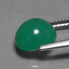 Crisoprásio verde natural 2,77ct, corte oval, translúcido