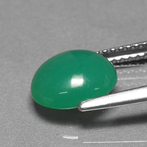 Crisoprásio verde natural 2,15ct, corte oval, translúcido