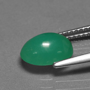 Crisoprásio verde natural 1,85ct, corte oval, translúcido