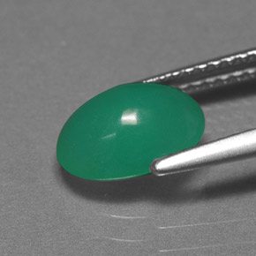 Crisoprásio verde natural 1,72ct, corte oval, translúcido