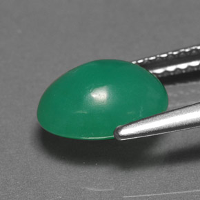 Crisoprásio verde natural 1,98ct, corte oval, translúcido