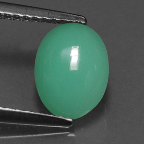 Crisoprásio verde natural 1,47ct, corte oval, translúcido
