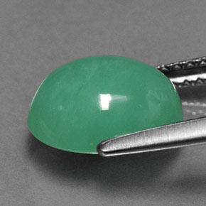 Crisoprásio verde natural 2,74ct, corte oval, translúcido