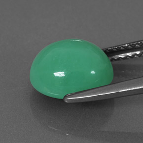 Crisoprásio verde natural 2,70ct, corte oval, opaco