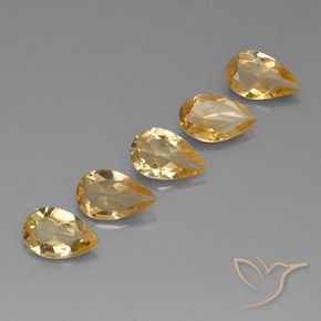 Pedras preciosas de Citrino Luz Dourada natural de 3.03 ct, Formato de pêra, VVS