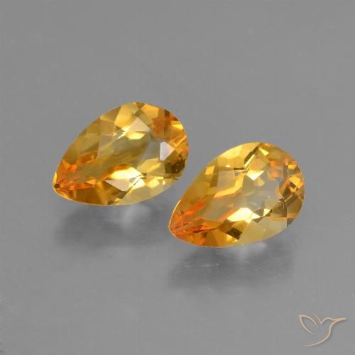 Pedras preciosas de Citrino Laranja-dourado médio-claro natural de 2.23 ct, Formato de pêra, VVS