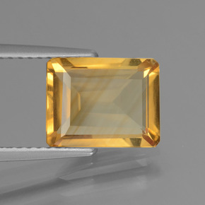 Citrino ouro natural 2,50ct, corte esmeralda, VS