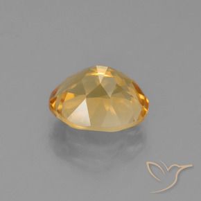 Citrino dourado natural 2,54ct, corte oval, VVS