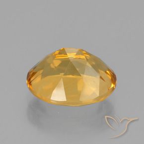 Citrino dourado natural 2,60ct, corte oval, VVS
