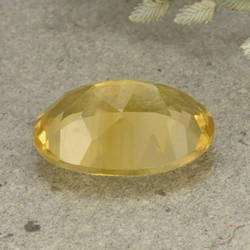 Citrino Dourado médio Natural 4.95ct, oval, VVS-VS