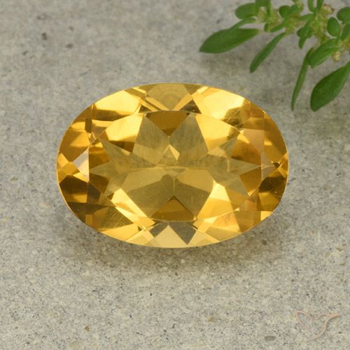 5.56ct Natural Dourado Médio-claro Citrino, oval, VVS-VS