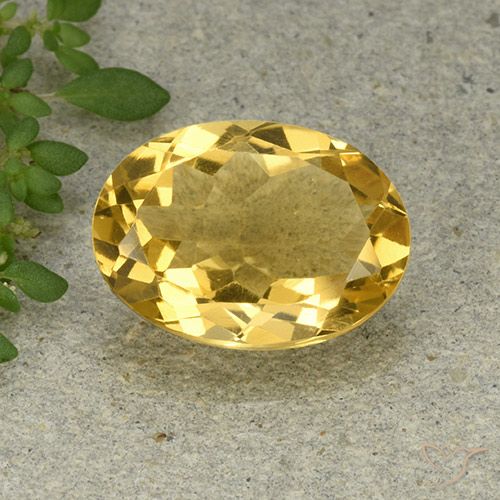 5.06ct Natural Dourado Médio-claro Citrino, oval, VVS-VS