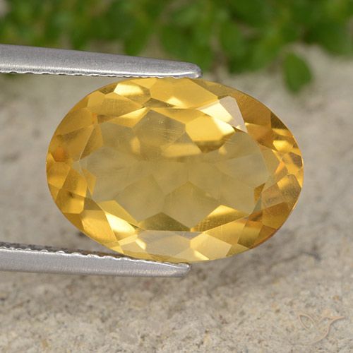3.91ct Natural Dourado Escuro Citrino, oval, VVS-VS