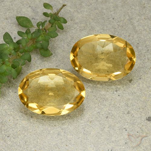 8.76ctw Natural Dourado Médio-claro Citrino, oval, VVS-VS