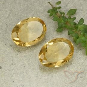 Pedras preciosas de Citrino Dourado Médio-claro natural de 8.76 ct, oval, VVS-VS