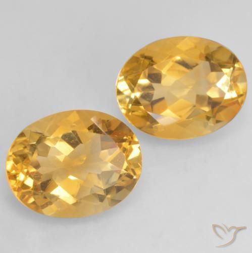 Pedras preciosas de Citrino Dourado Médio-escuro natural de 3.46 ct, oval, VVS-VS