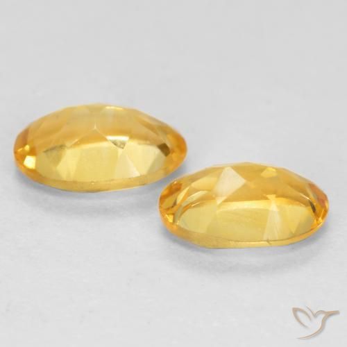 Pedras preciosas de Citrino Laranja-dourado médio-claro natural de 0.75 ct, oval, VS