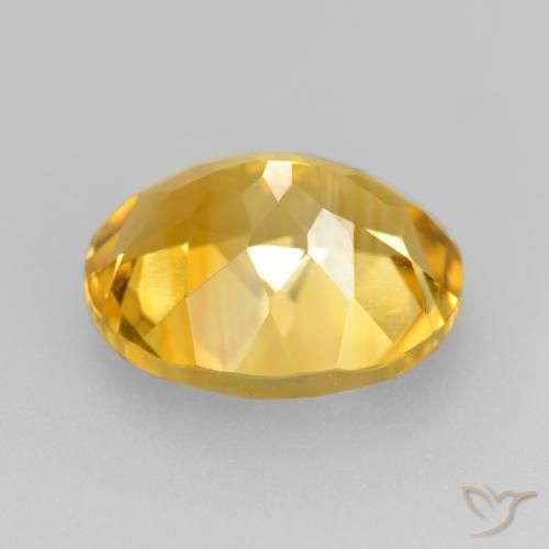 Citrino Dourado Médio-claro Natural 4.77ct, oval, VVS-VS