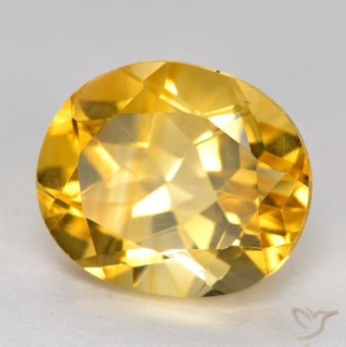 Citrino Dourado médio Natural 3.66ct, oval, VVS-VS