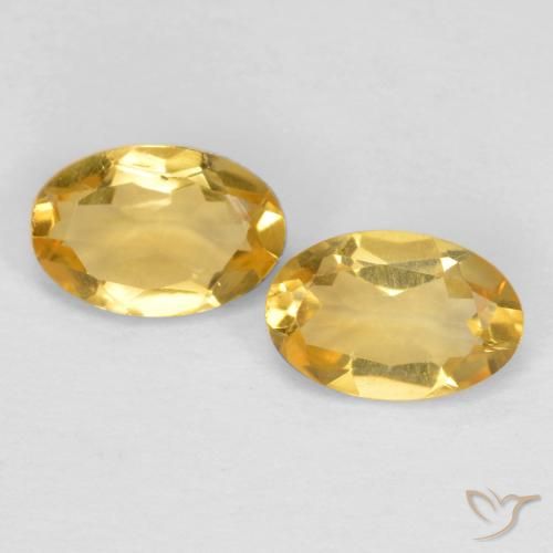 0.74ctw Natural Ouro Citrino, oval, VS