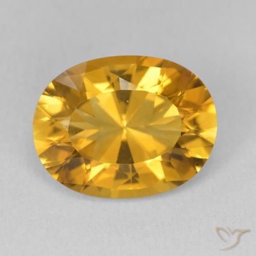 6.35ct Natural Medium Light-Golden Citrino, oval, VVS-VS
