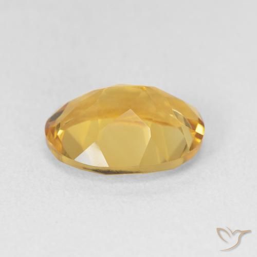 Citrino Medium Light-Golden Natural 3.23ct, oval, VVS-VS