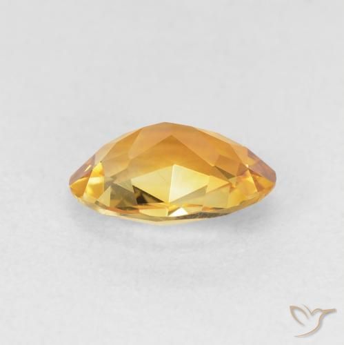 Citrino Medium Light-Golden Natural 1.38ct, oval, VVS