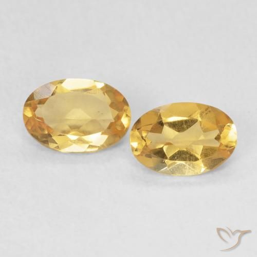 0.69ctw Natural Dourado Citrino, oval, VVS-VS