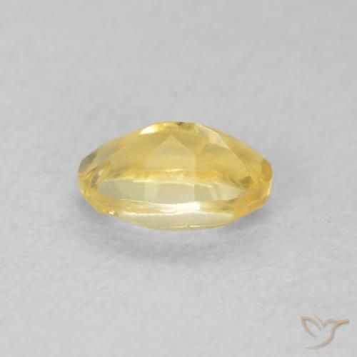 Citrino Dourado médio Natural 0.45ct, oval, VVS-VS