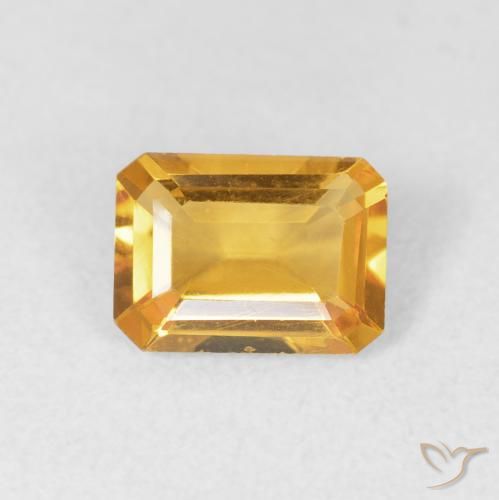 1.15ct Natural Medium Light Orange-Gold Citrino, Corte Esmeralda, VVS