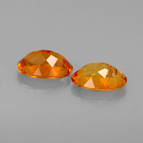 Pedras preciosas de clinohumita laranja natural de  ct, corte oval, VS-SI