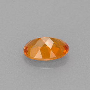 Clinohumita Amarelo alaranjado Natural 0.66ct, Corte Oval, VS-SI