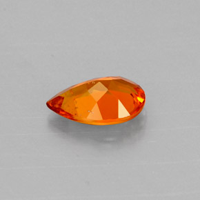 Clinohumita laranja natural 0,63ct, formato de pêra, VS-SI