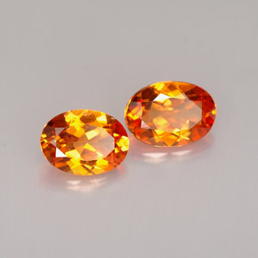 Pedras preciosas de clinohumita laranja natural de  ct, corte oval, VS