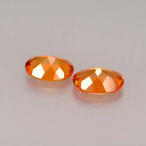 Pedras preciosas de clinohumita laranja natural de  ct, corte oval, VS