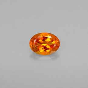 Clinohumita laranja natural 0,50ct, corte oval, VS