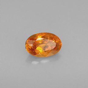 Clinohumita Amarelo alaranjado Natural 0.64ct, Corte Oval, VS-SI