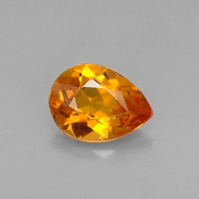 Clinohumita Amarelo alaranjado Natural 0.54ct, Formato de pêra, VVS-VS