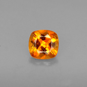 Clinohumita laranja natural 0,51ct, almofada cortada, VS