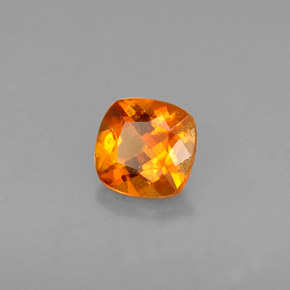 Clinohumita laranja natural 0,51ct, almofada cortada, VS